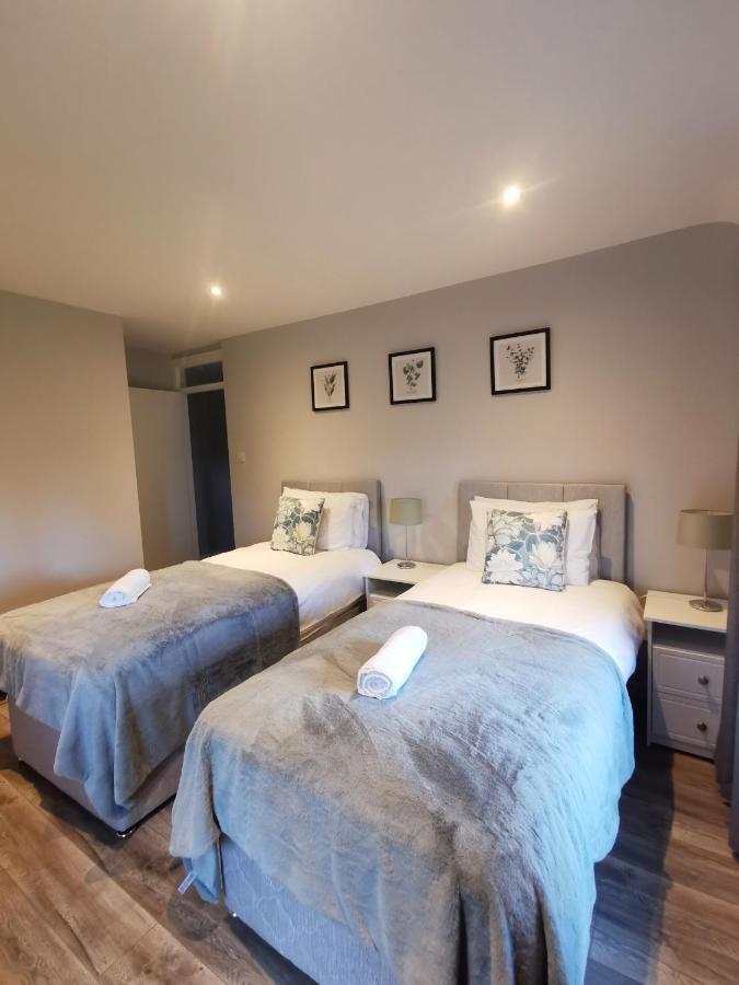 Moneylands Farm Self-Catering Apartments Аклоу Экстерьер фото